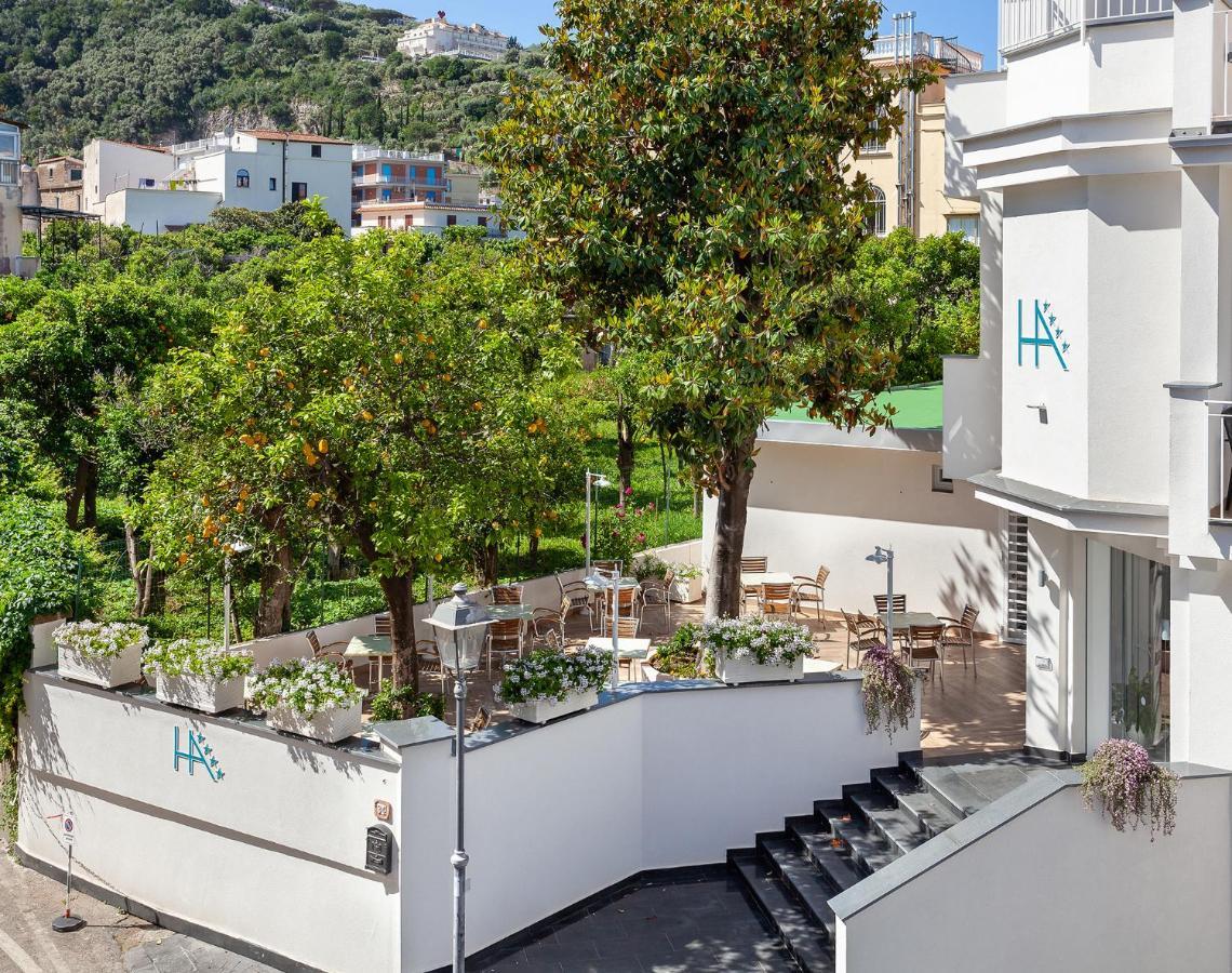 Hotel Angelina Sant'Agnello Buitenkant foto